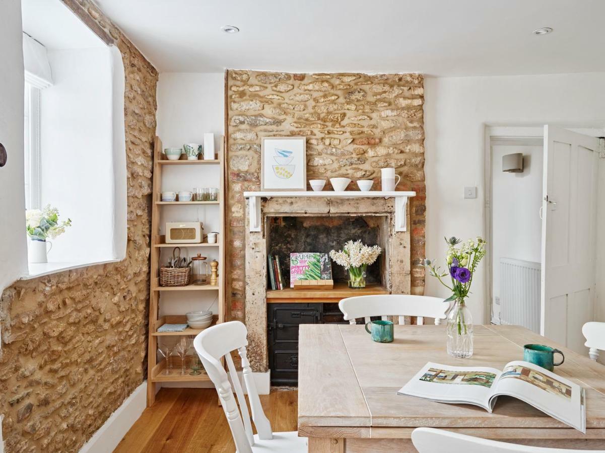 Artisan Cottage Chippenham  Exterior photo